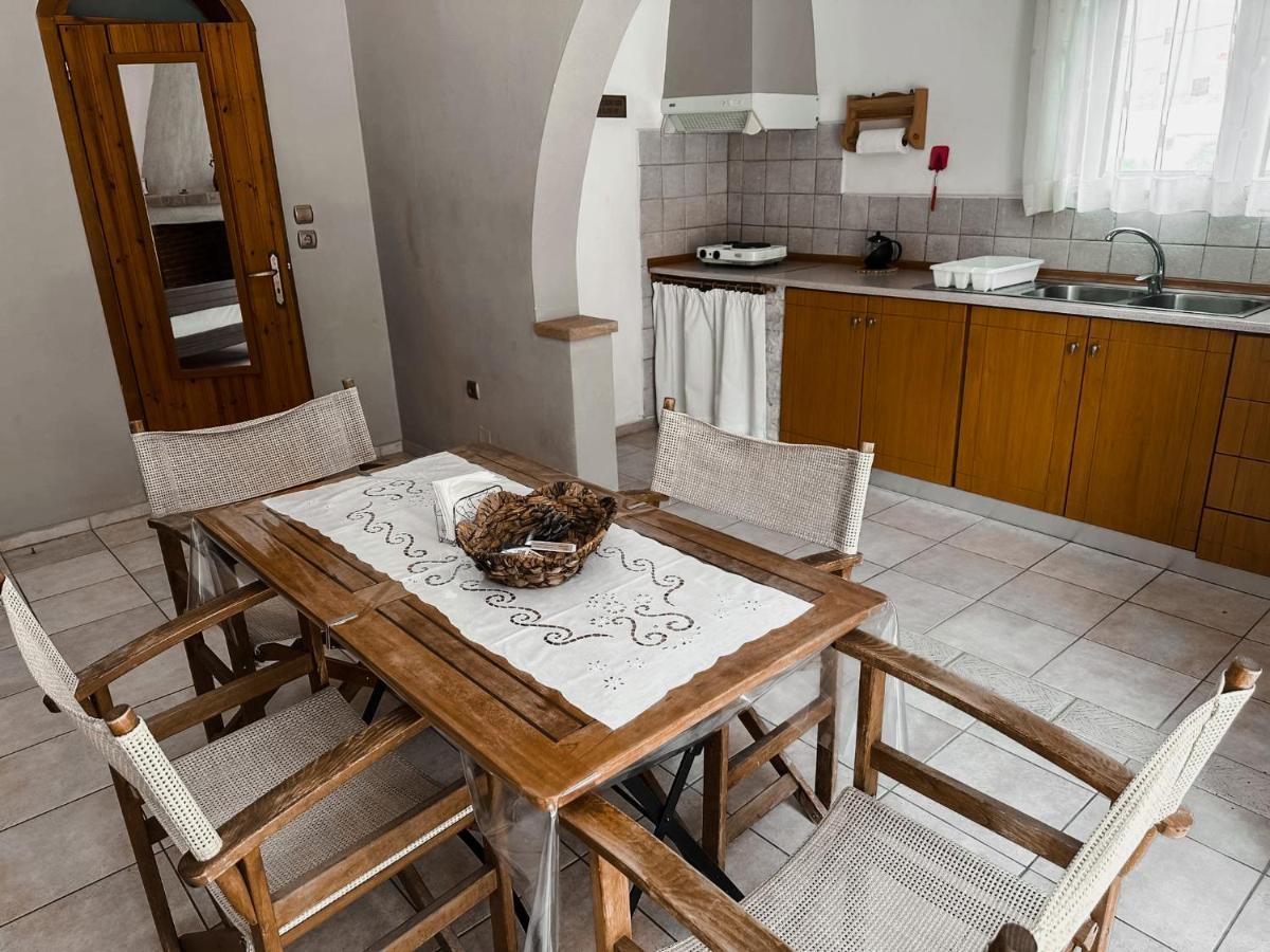 Appartement Theonia Pefki