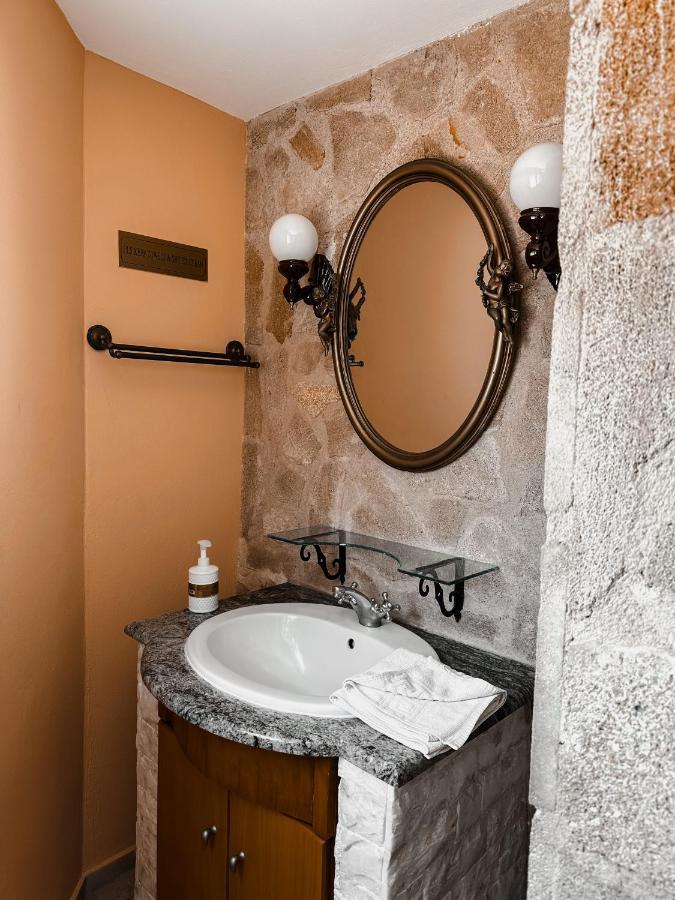 Appartement Theonia *