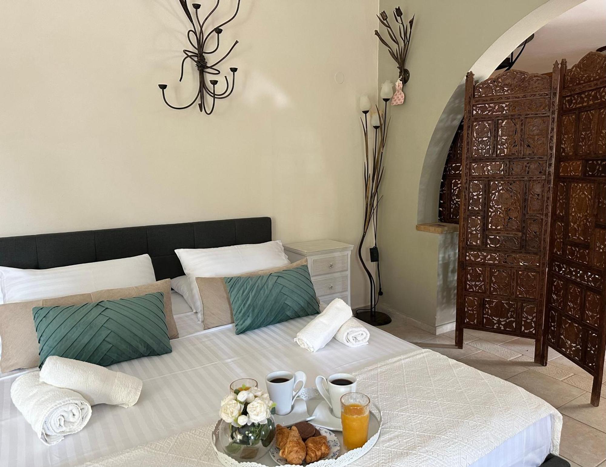 Theonia Appartement Pefki