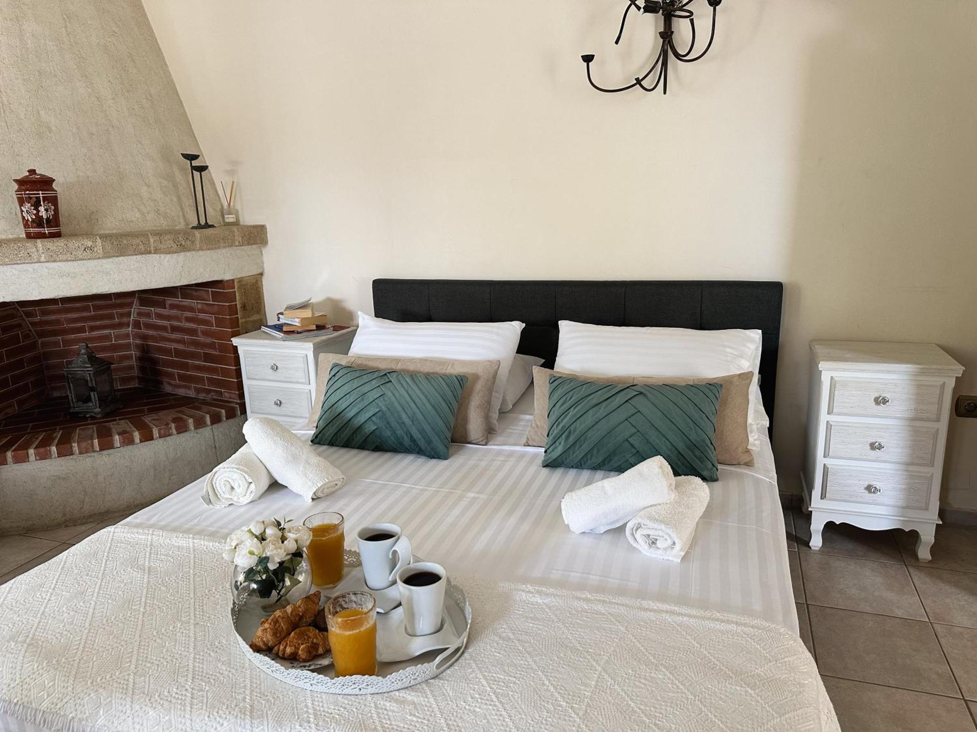 Theonia Villas Pefki